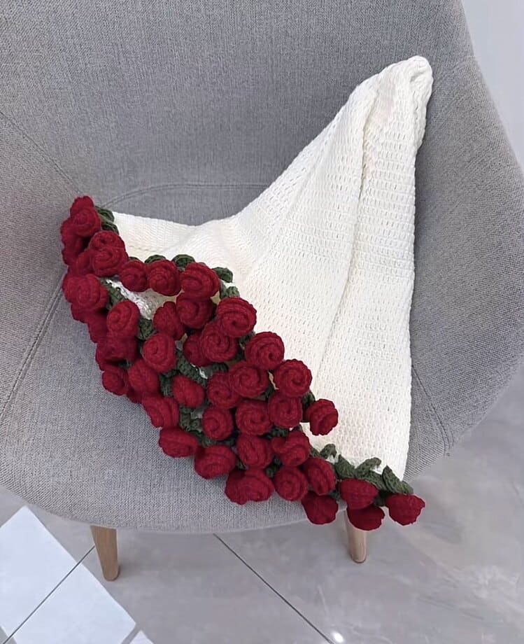 El Yapımı Gül Buketi Battaniye